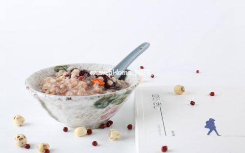 闲听诗词,来一碗腊八粥