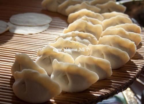 年夜饭吃饺子的团圆说说