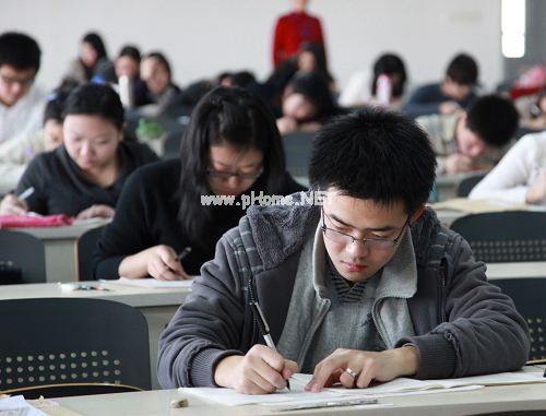 漂亮2016高考提分英语<a href=/xueshengzuowen/ target=_blank class=infotextkey>作文</a>万能句子总汇
