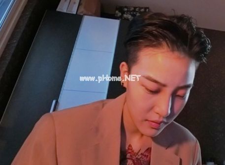 2023女人微信签名经典语句精选 你输的唯一原因就是与我为敌