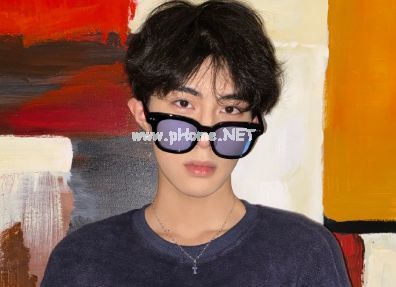 最经典的男生霸气签名合集 更新微信签名的句子来了