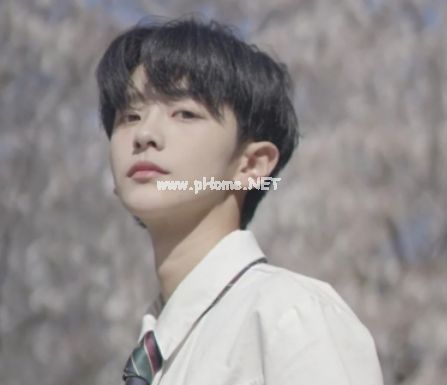 简单又很干净的内涵男生签名2021 简约签名魅力男生必备