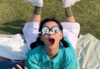 听起来很棒的个性签名 乍见觉欢久处仍怦然
