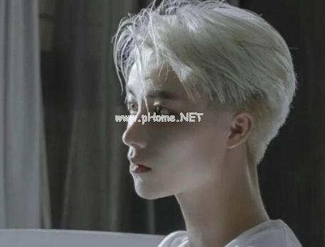 伤感个性签名男生心碎 适合男生的心碎签名汇编37句