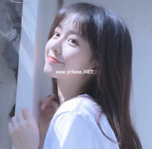 自拍女孩发的说说18句