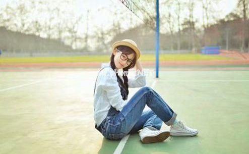 适合发抖音的简短伤感文案 我试过销声匿迹，最终也无人问及