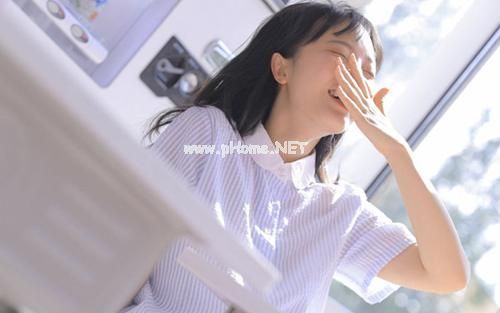 一个人在家无聊的说说 无聊时发说说的心情短语