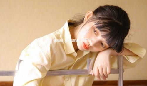 夜晚孤独惆怅的心情短语 适合晚上孤独发的朋友圈说说35句