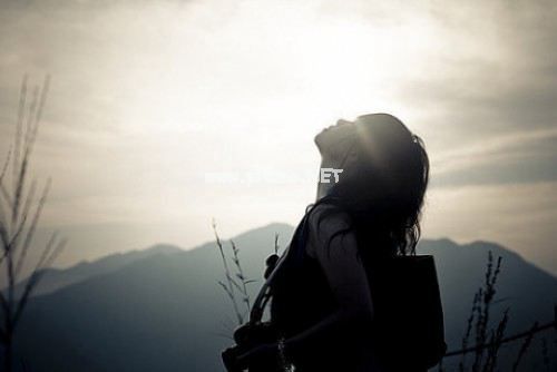 发个说说吸引人的短句子