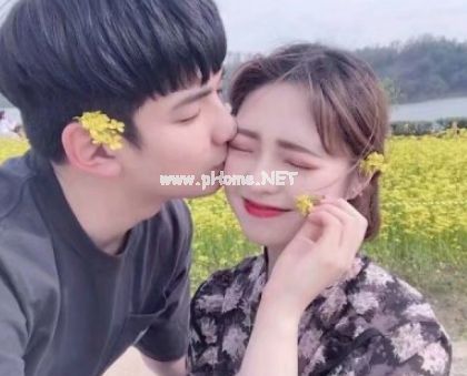 领结婚证发朋友圈的说说大全 晒结婚证的经典幸福说说2023最新