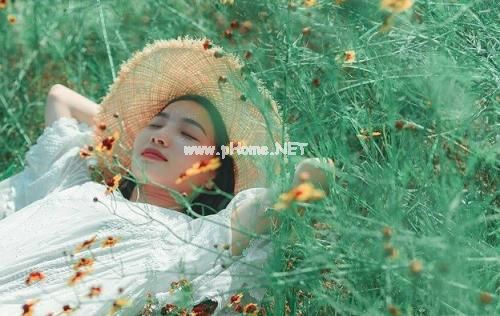 爱而不得的心酸说说 太多的无奈和心酸说说