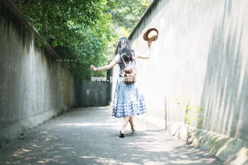 阳光乐观女生的句子