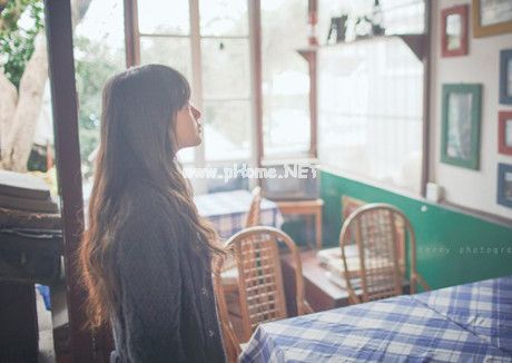 心情不好忧伤的说说 如果我能够不爱你，那该多好