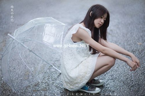 下雨了想发个朋友圈 下雨天的心情说说感悟
