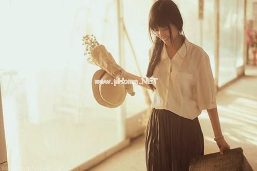 朋友圈伤感的心情语句 莫名其妙的伤心你懂吗,给我给深拥好吗