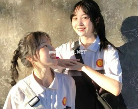 姐妹春游朋友圈文案 跟好姐妹春季游玩的说说