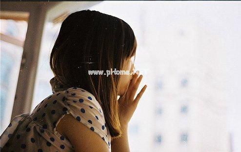 配自拍的精致句子 朋友圈发自拍的句子30句