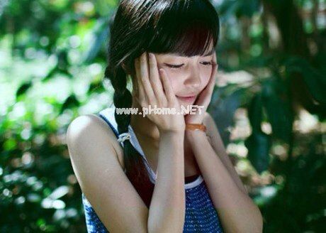 qq说说伤感女生心痛
