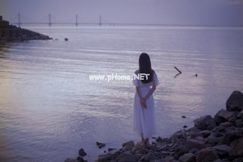 结婚发朋友圈文艺句子 结婚证朋友圈配什么文字