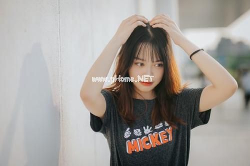 希望对我爱的少年好一点 关于马上就年的说说句子