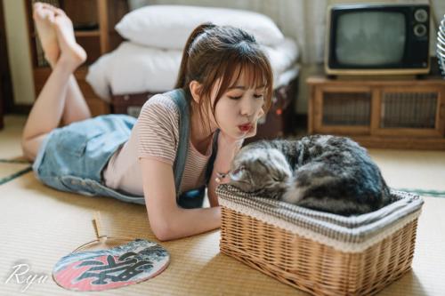 赞美荷花的句子短一点 描写荷花的优美句子大全