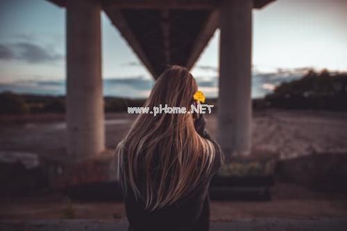 写给外卖小哥的说说 关于下雨天的外卖小哥说说(精选26句)