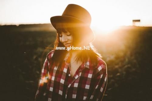 坚强到令人心疼的短句 女生坚强到心疼的说说(精选68句)